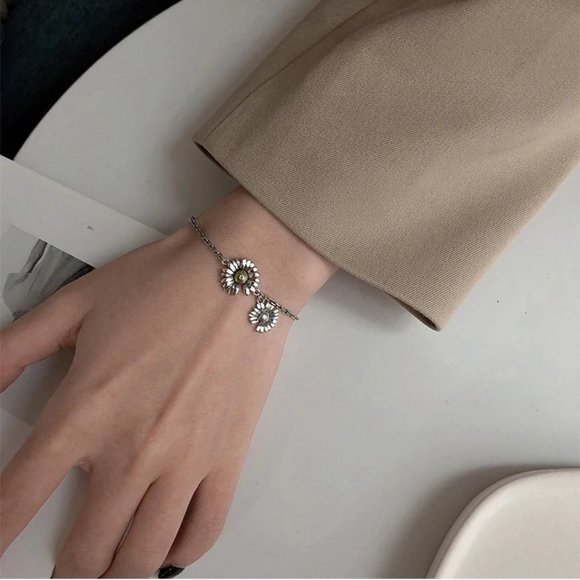 NEW 925 Sterling Silver Vintage Sunflower Bracelet - Picture 3 of 10